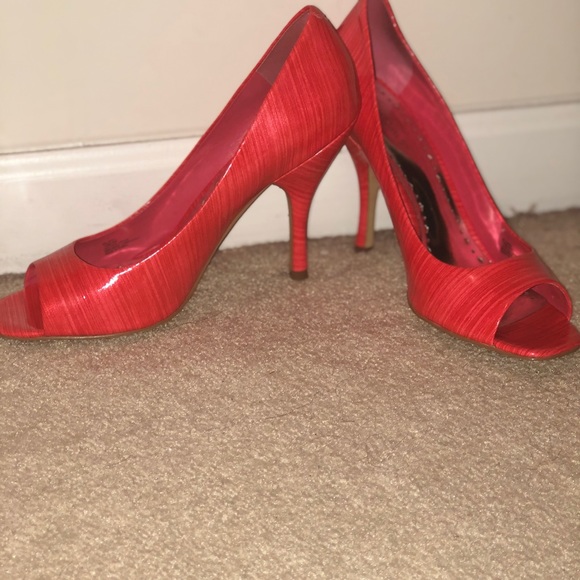 BCBG hot pink heels - Picture 4 of 6